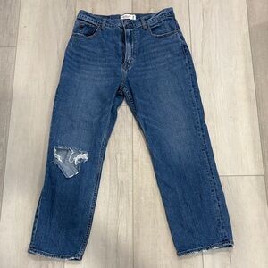 Abercrombie and Finch Women’s Blue Distressed Jeans